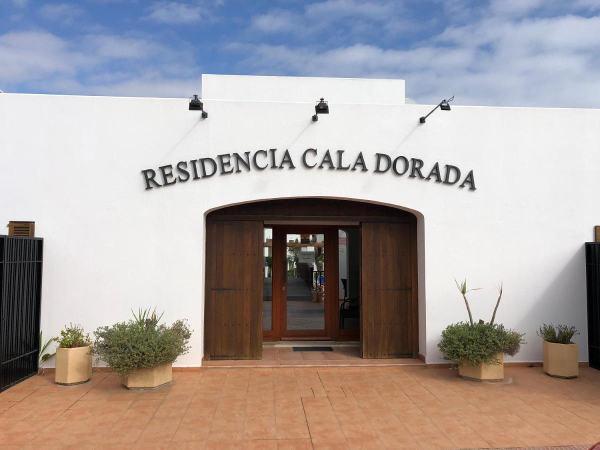 Апартаменты Residencia Cala Dorada Сантаньи Экстерьер фото